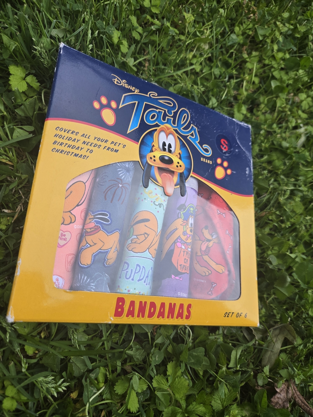Collectible Pet Bandana Set (5-Pack)